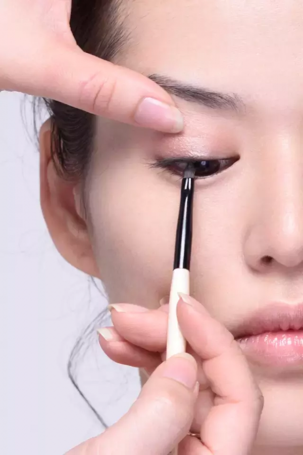 裸妝化妝步驟，0難度裸妝教程，輕鬆打造自然裸妝