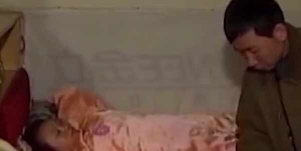 真實故事：湖南40歲婦女患怪病，一覺能睡2個月，專家查出真相