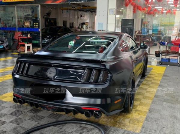 福特Mustang蛻變之路 兩年時間改裝成自己喜歡的樣子