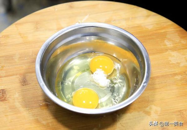 一塊豆腐，兩個雞蛋，廚師長教你做蛋塌豆腐，外焦裡嫩，營養豐富