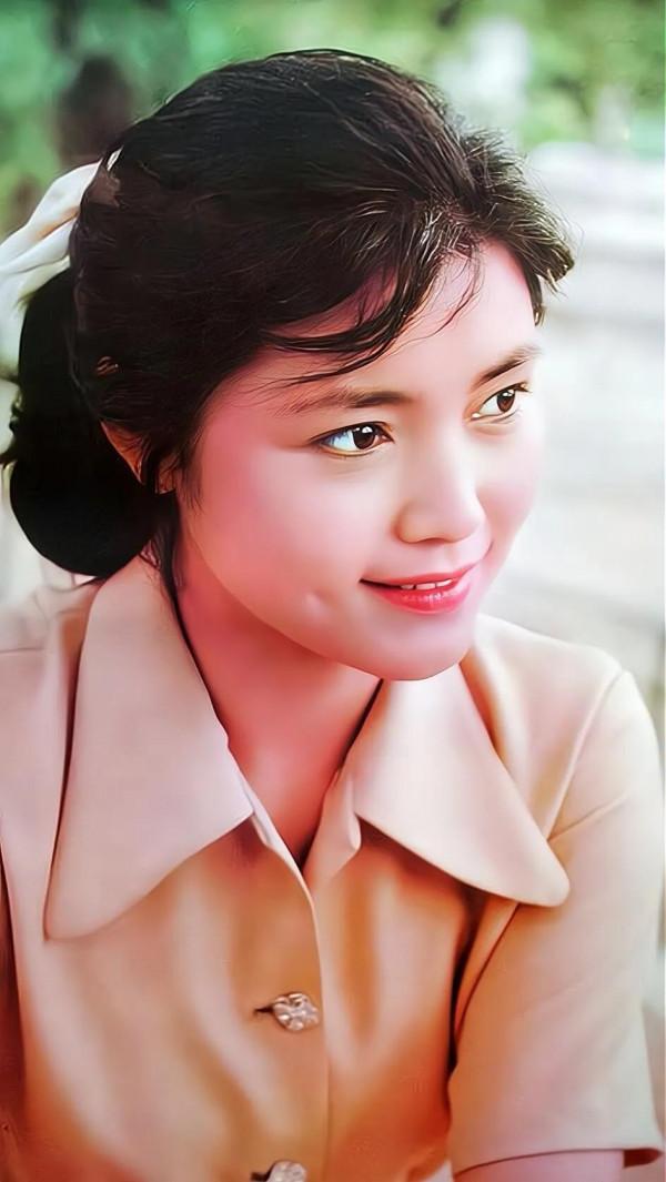 80年代女神 姜黎黎