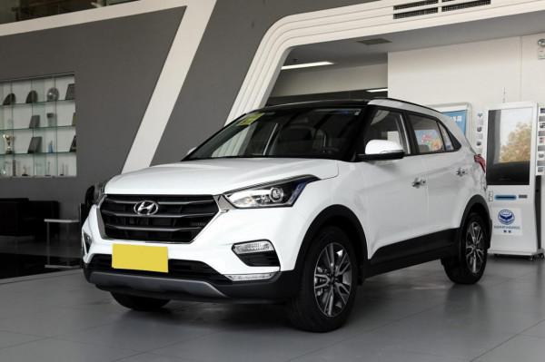 現代ix25改裝車內氛圍燈,讓車內氛圍變得繽紛多彩! 現代ix25改裝車內氛圍燈,讓車內氛圍變得繽紛多彩!