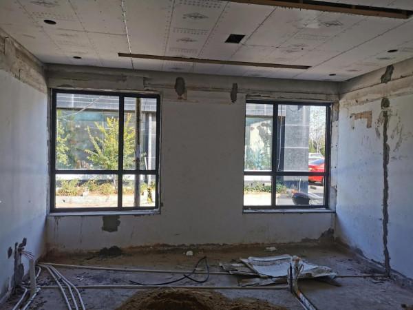 裝修繼續進行中 裝修繼續進行中