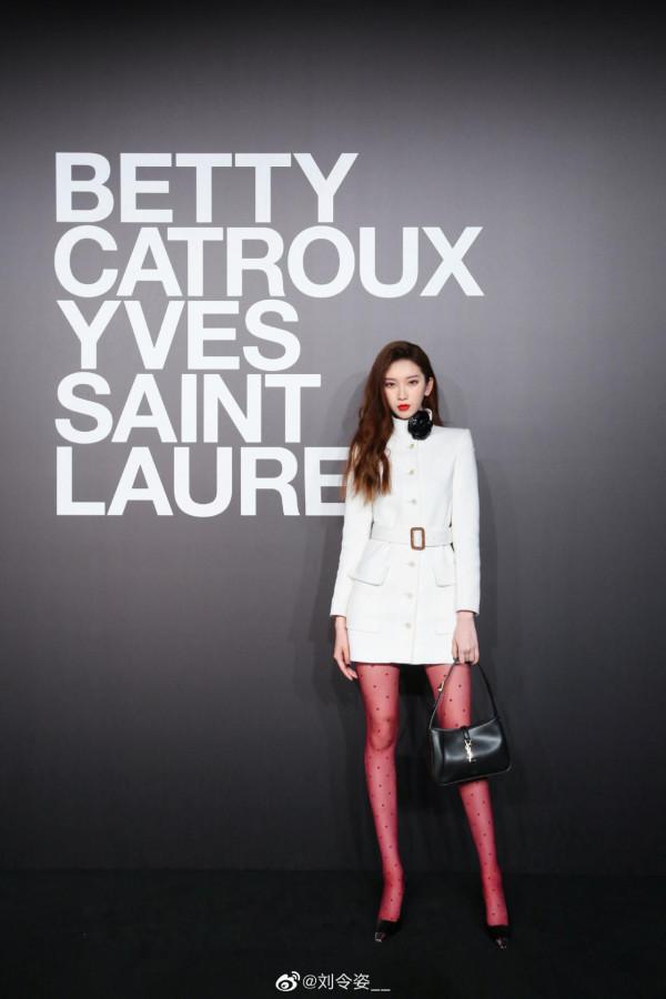 明星穿什麼——跟隨時尚先鋒YSL的代言人學穿搭 明星穿什麼——跟隨時尚先鋒YSL的代言人學穿搭