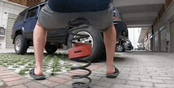 車子減震軟塌塌,加裝彈簧減震膠有用嗎?看完這5點你就知道了 車子減震軟塌塌,加裝彈簧減震膠有用嗎?看完這5點你就知道了