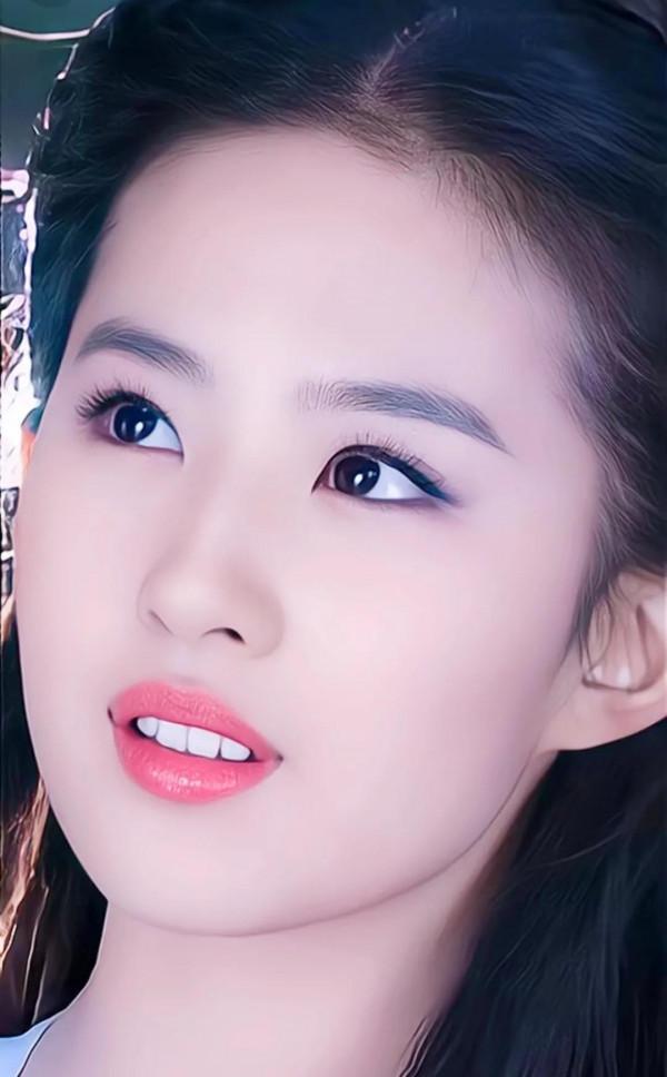 金庸對劉亦菲說，只有你演小龍女，世人才會覺得我沒有騙他們