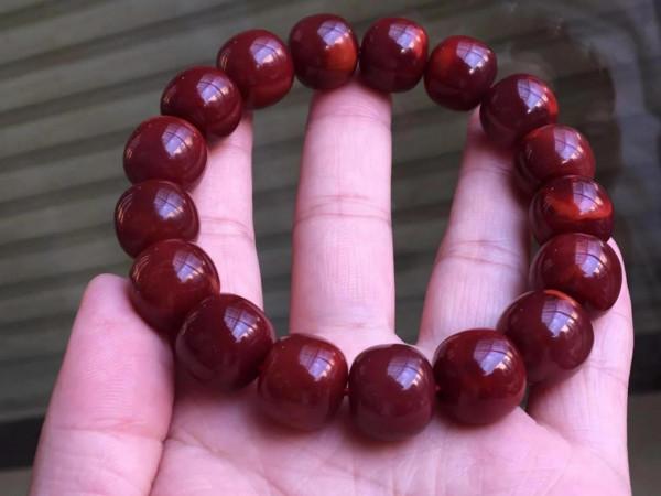 幾年不遇的牛血紅 幾年不遇的牛血紅