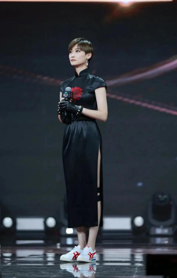 歌神李宇春：滿園“春”色關不住，萬紫千紅總是“春”