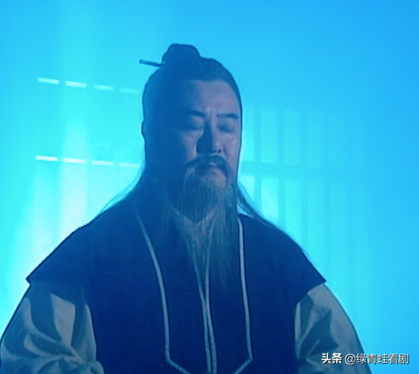 《九陰真經》是誰帶到了華山？金庸闇示：華山有第6人在場