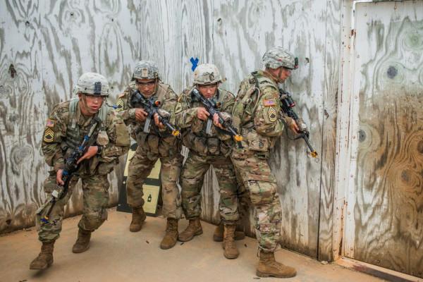 美軍訓練城市作戰,美媒炒作:為與解放軍“全面戰爭”做準備 美軍訓練城市作戰,美媒炒作:為與解放軍“全面戰爭”做準備