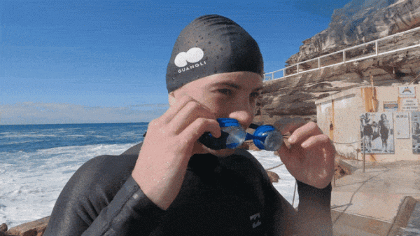 智慧加持,化作水下蛟龍 智慧加持,化作水下蛟龍