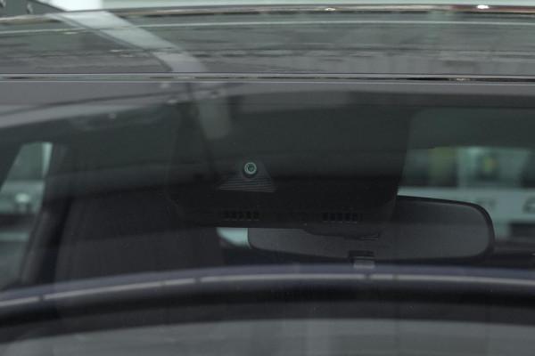 百公里綜合油耗5&period;9L，價格實惠配置豐富，試駕雪佛蘭創界