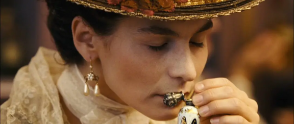 “氛圍感”又催紅了一門收割女孩的生意