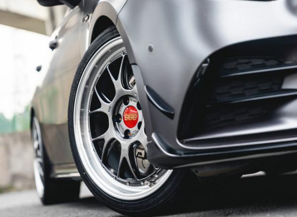 賓士A35L改BBS LMR輪轂 碳纖維內飾板