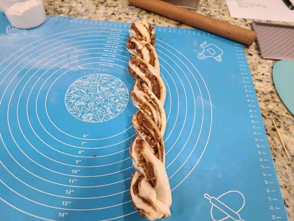 做月餅剩了豆沙餡?用豆沙做大理石花紋吐司 無需四股辮 超簡單整形 做月餅剩了豆沙餡?用豆沙做大理石花紋吐司 無需四股辮 超簡單整形