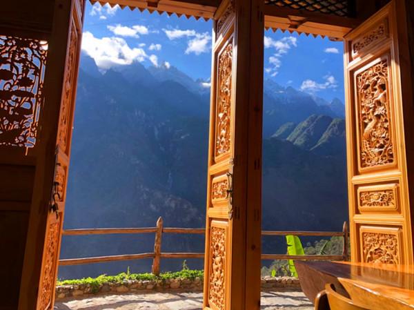 虎跳峽丫叉角莊園：包攬美景 歸隱田園