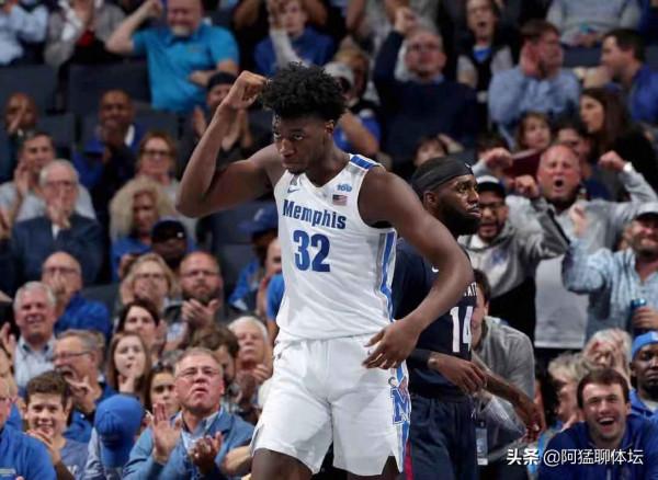 個人特點與球隊體系相沖 勇士隊的懷斯曼蛻變到底有多難? 個人特點與球隊體系相沖 勇士隊的懷斯曼蛻變到底有多難?