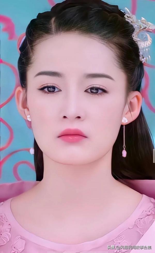 李沁氣質優雅百看不厭