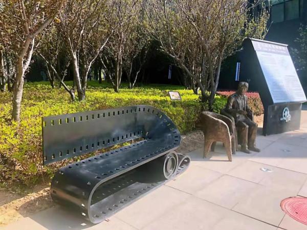 五十歲以後，多存點錢吧！餘生還長，養老是很貴的