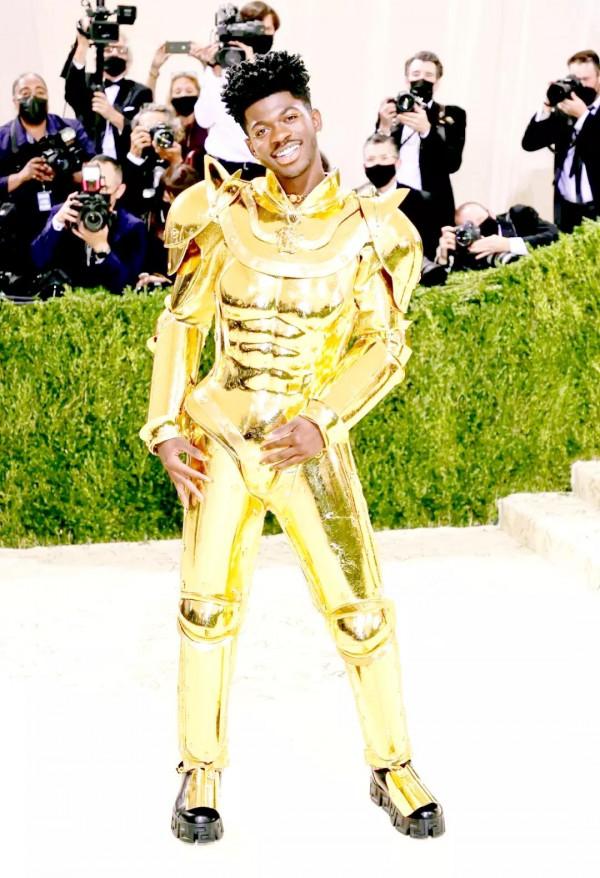 有些晚會,要在中午看,因為早晚會被雷s 有些晚會,要在中午看,因為早晚會被雷s