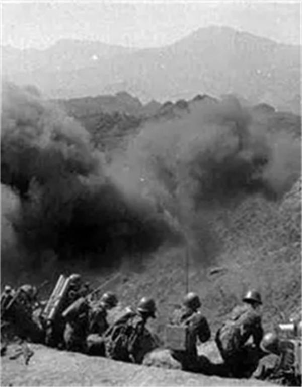 藍劍B行動，中國首次直播對越作戰，烈士犧牲前大吼：先救隊長