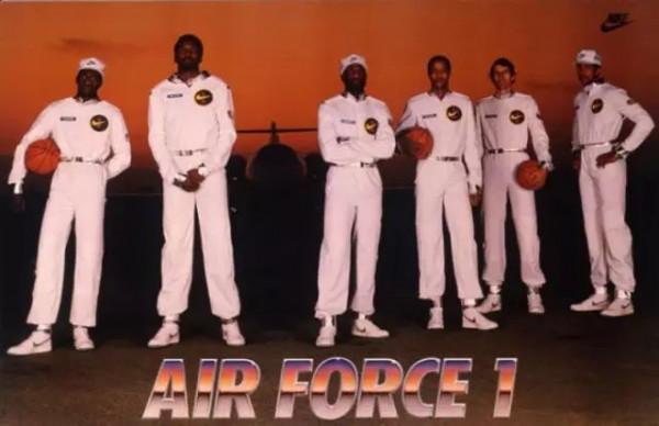 AF1黑白色聯名曝光！鞋款誕生40週年，歷史大回顧，還有重磅款？