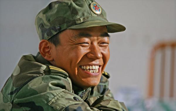 《士兵突擊》幕後:起初王寶強拒演許三多,徐帆出面將他一語點醒 《士兵突擊》幕後:起初王寶強拒演許三多,徐帆出面將他一語點醒