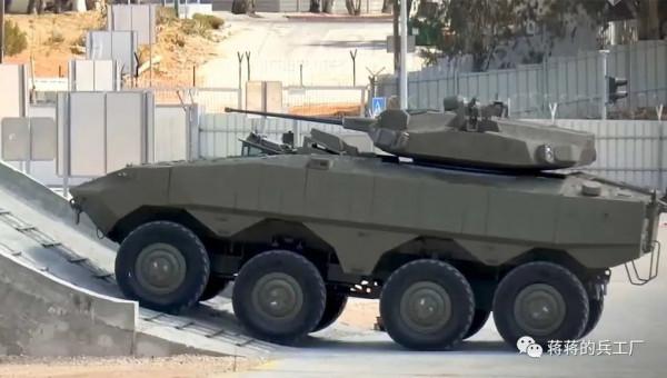 符合以色列國情的昂貴配置，埃坦裝甲車選擇艾裡遜4800SP變速箱