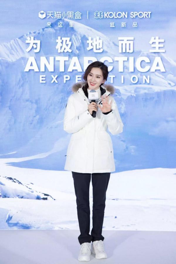 劉詩詩冰雪世界的一天,嘟嘟嘴好可愛 劉詩詩冰雪世界的一天,嘟嘟嘴好可愛