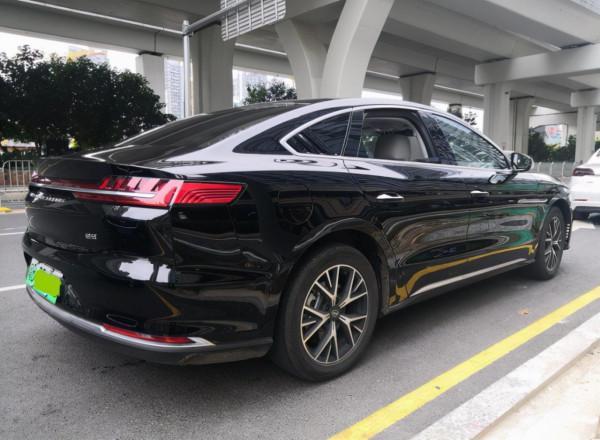 花22萬元買輛比亞迪E9，外觀不遜奧迪A6，續航朝特斯拉看齊