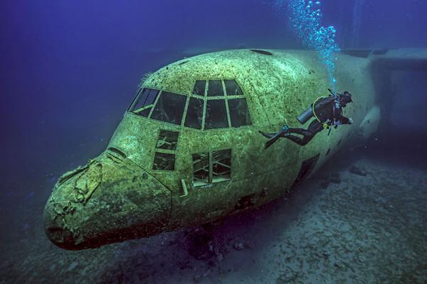 1952年,瑞典軍機挑釁蘇聯,米格15戰機果斷升空,將其當場擊落 1952年,瑞典軍機挑釁蘇聯,米格15戰機果斷升空,將其當場擊落