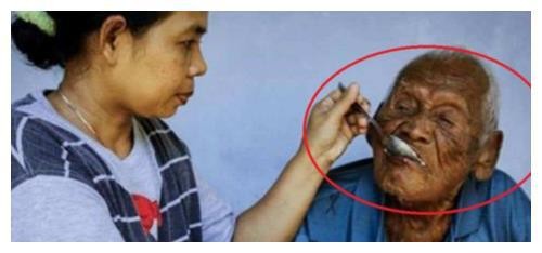 印尼146歲長壽老人自行絕食離世，老人：相對孤獨，死亡不算什麼