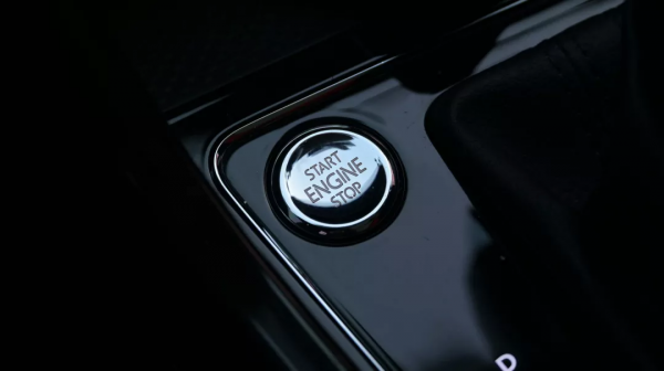 「諾總日記」忍不住自掏腰包，“奇怪分子”的途安L卻內有亮點