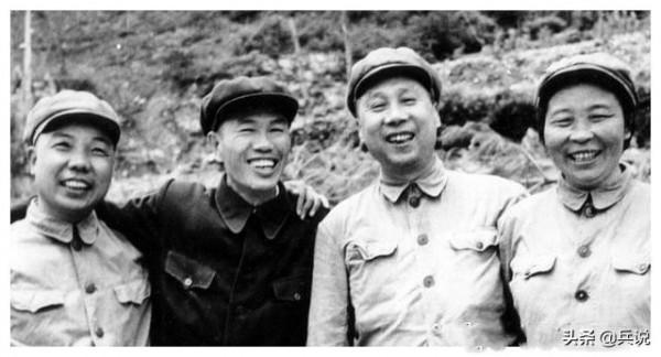 李貞的資歷戰功不及張琴秋，為何能成為唯一的開國女將軍？