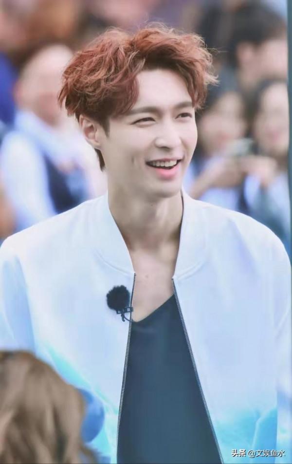 張藝興：尊重熱愛毛主席，爺爺從小教我的