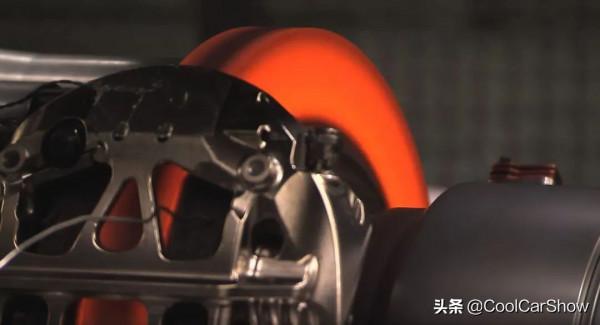 峰值溫度1200度的剎車是種什麼體驗？