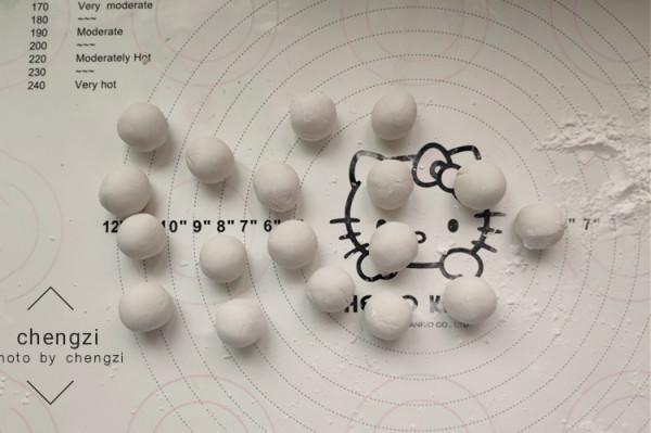 原來芋頭還能這麼吃!皮滑餡香營養足,早餐來一碗,熱乎又暖身 原來芋頭還能這麼吃!皮滑餡香營養足,早餐來一碗,熱乎又暖身