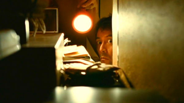 影視：50歲知名作家淪落家中啃老，妻離子散，人生為何變成這樣？