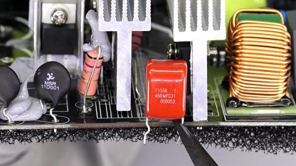 內建全日系電容,美商艾湃電競650W金牌全模電源AJ-650M拆解 內建全日系電容,美商艾湃電競650W金牌全模電源AJ-650M拆解