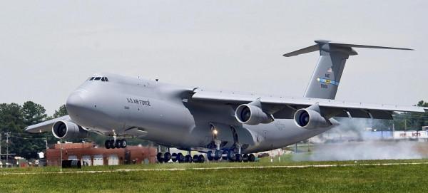 C-5“銀河”運輸機圖集（270圖）