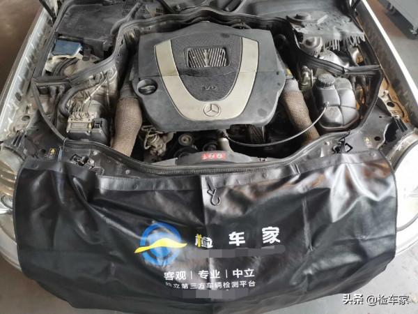 5萬買臺賓士E級,外表光鮮亮麗內飾破敗不堪,網友:就怕養不起 5萬買臺賓士E級,外表光鮮亮麗內飾破敗不堪,網友:就怕養不起