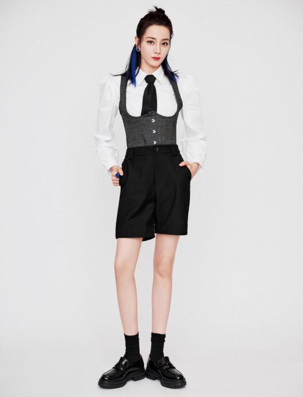 看譚松韻的幼態臉，果然雙子座都是自帶少年感