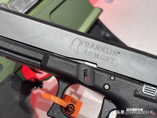 美國軍火商讓手槍成為衝鋒槍？美國法律又被鑽空子