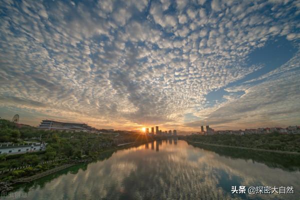 地震光形成的原因揭秘