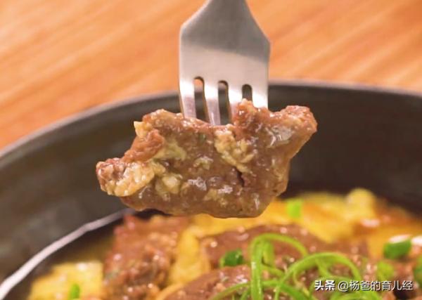 簡單美味的滑蛋嫩牛片,軟嫩鮮香,營養又解饞,孩子愛吃的美食 簡單美味的滑蛋嫩牛片,軟嫩鮮香,營養又解饞,孩子愛吃的美食