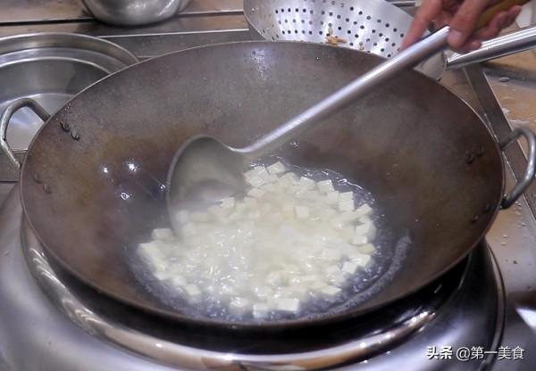 冬天晚餐吃什麼？推薦這5道熱乎家常菜，營養又下飯，下班照著做