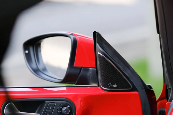 大眾 甲殼蟲:動力入門配置到頂,實惠又有品 大眾 甲殼蟲:動力入門配置到頂,實惠又有品