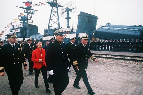 美國海軍首次訪華態度傲慢，入港不掛滿旗，我方直接撤走儀仗隊