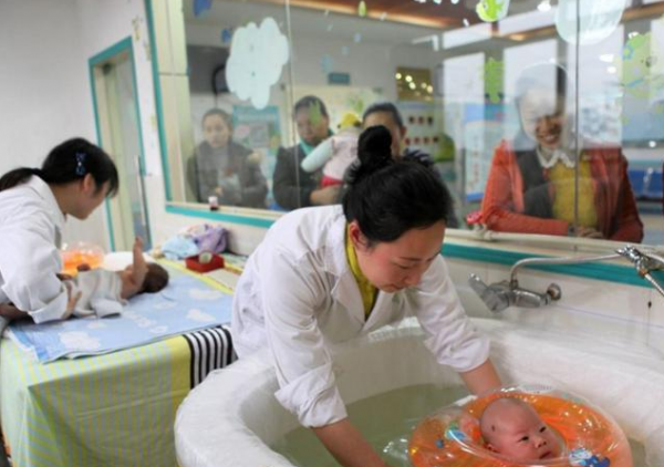 三孩出臺：&OpenCurlyDoubleQuote;催生&rdquo;效果欠佳？專家提出2022新建議，父母贊成