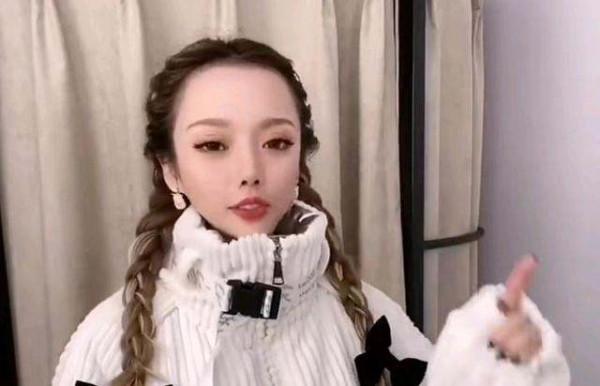 辛巴與安若溪對簿公堂，安若溪為何要離開818？